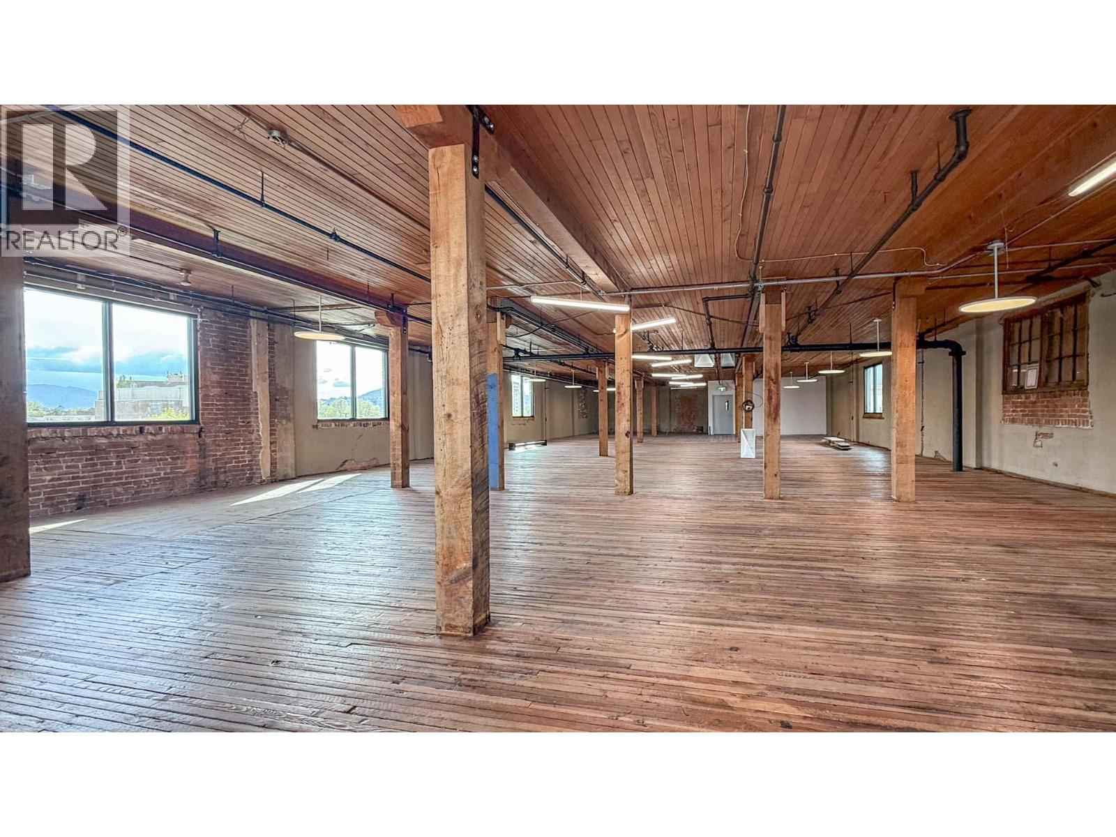 1264 Ellis Street Unit# 300