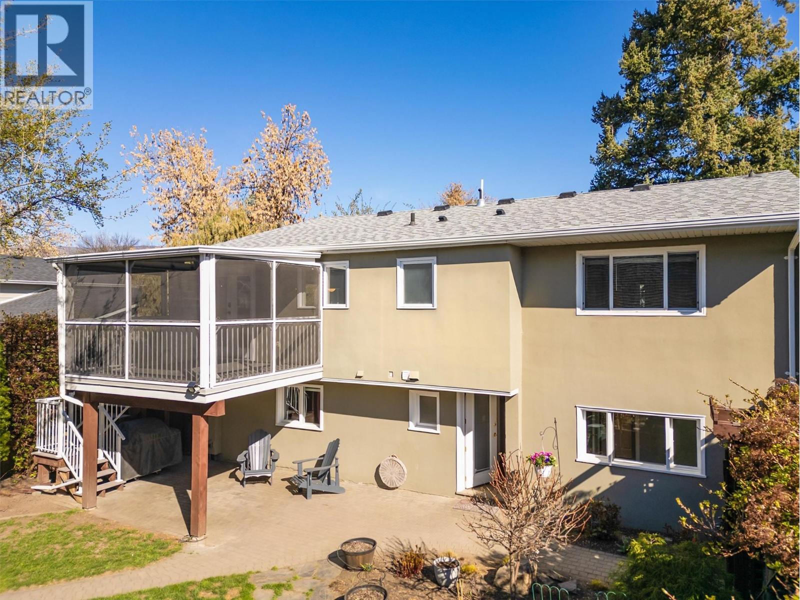 645 Francis Avenue