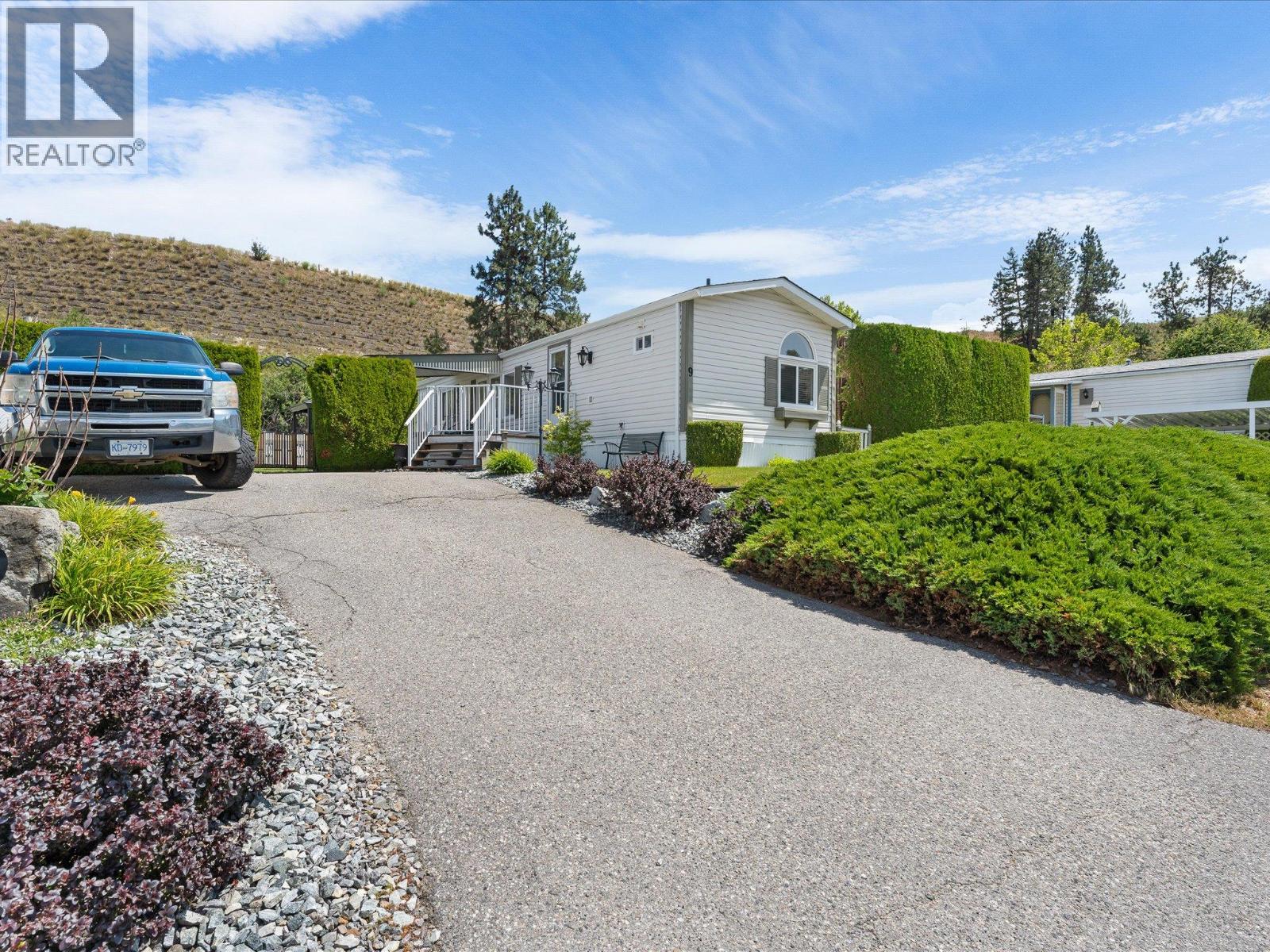 610 Katherine Road Unit# 9