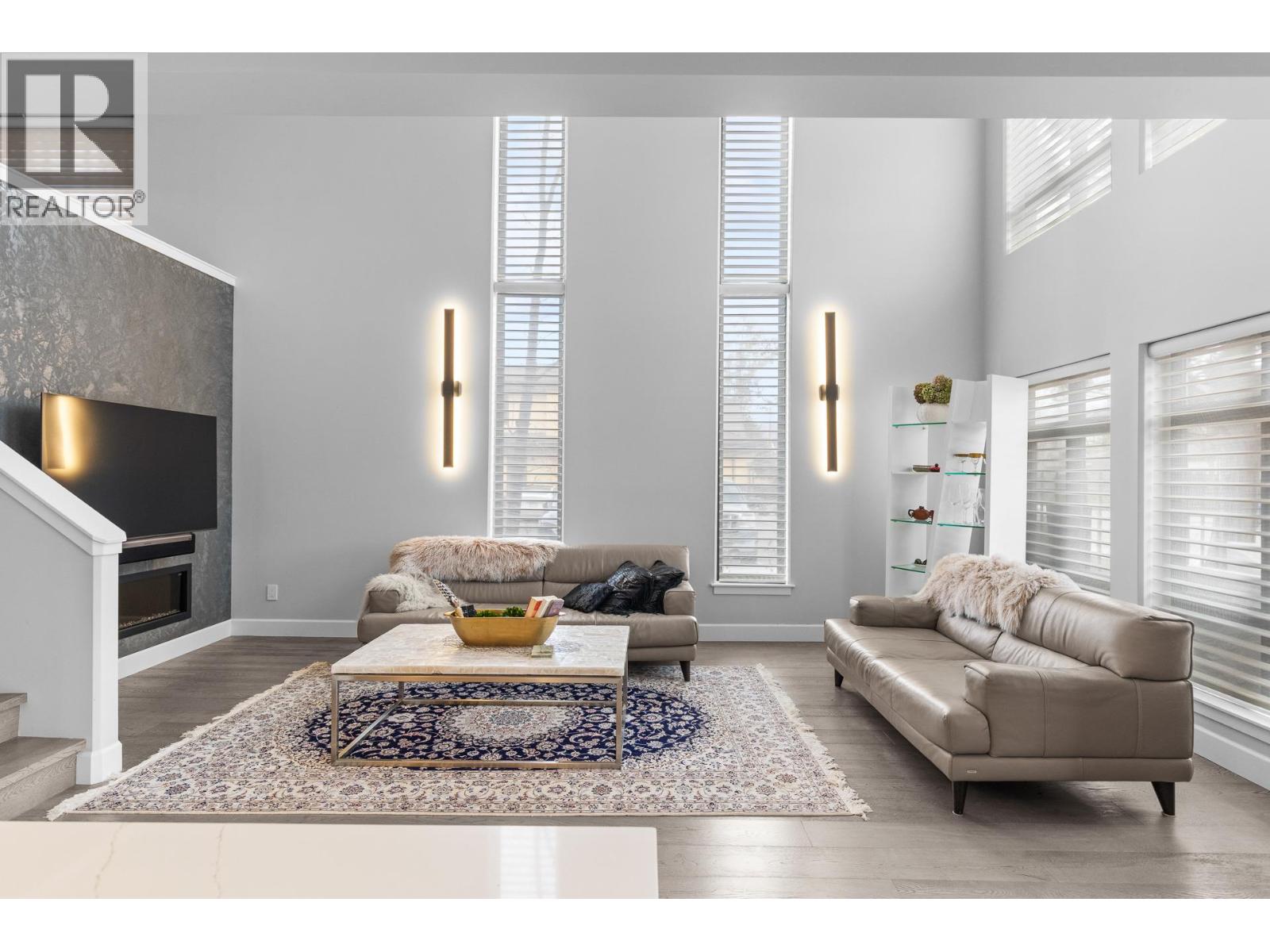 457 West Avenue Unit# 108