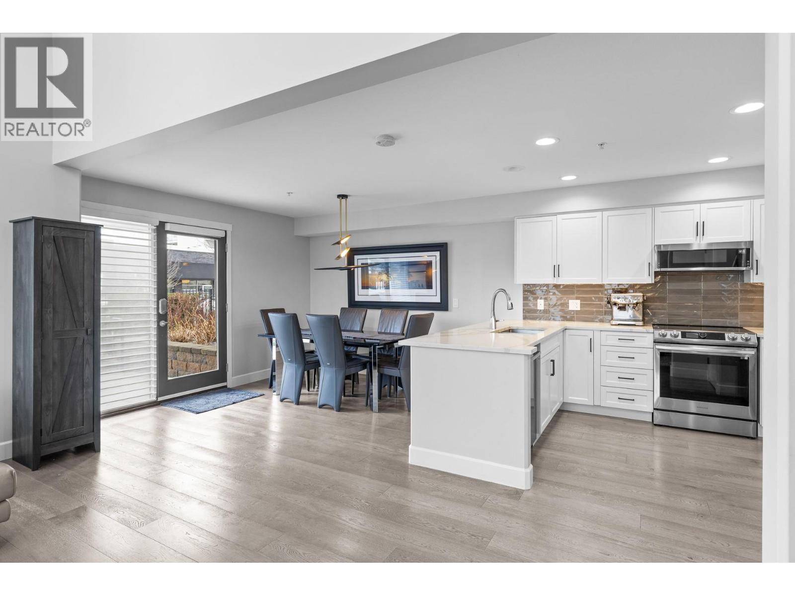 457 West Avenue Unit# 108