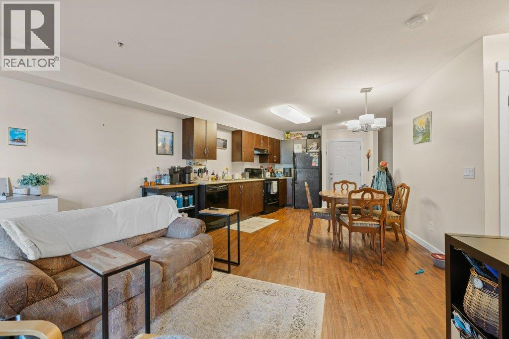 1479 Glenmore Road N Unit# 211
