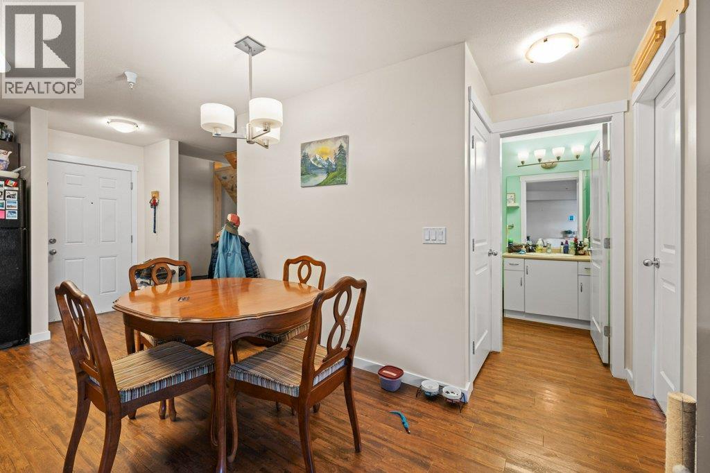 1479 Glenmore Road N Unit# 211