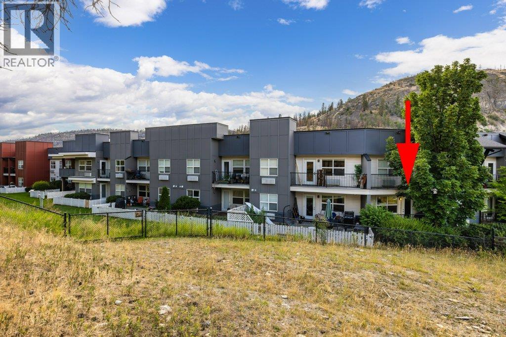 1479 Glenmore Road N Unit# 211