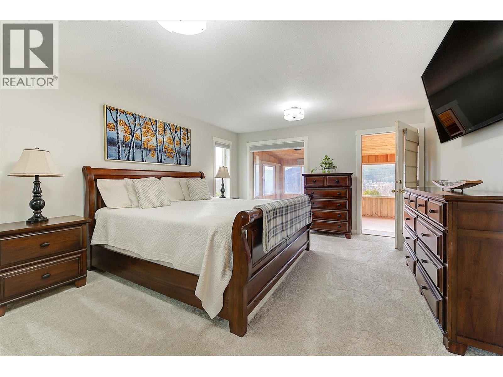 2547 Sexsmith Road