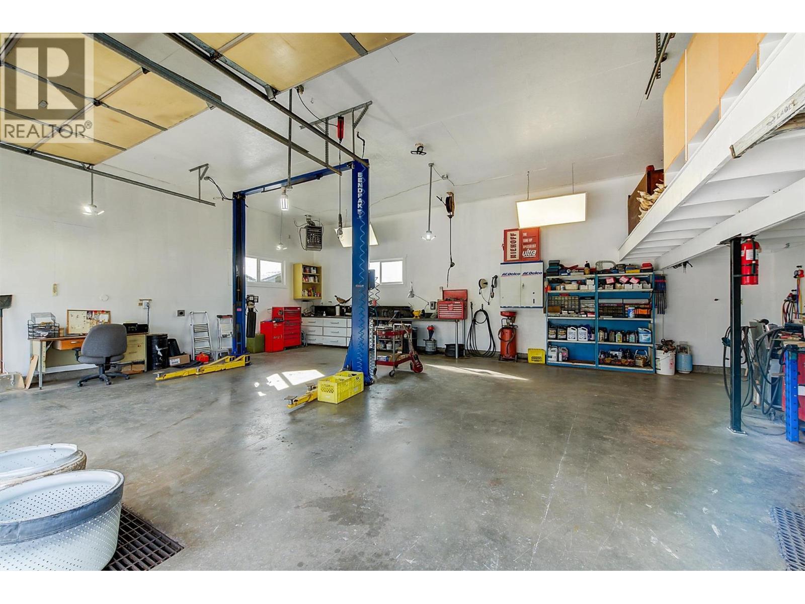 2547 Sexsmith Road