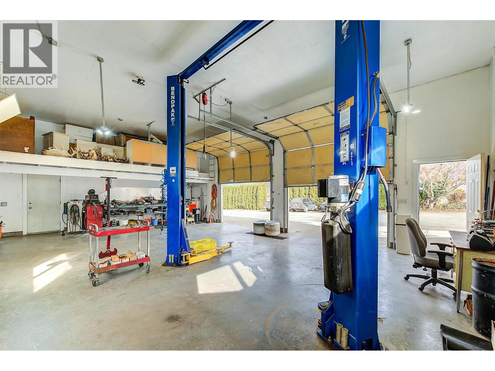2547 Sexsmith Road