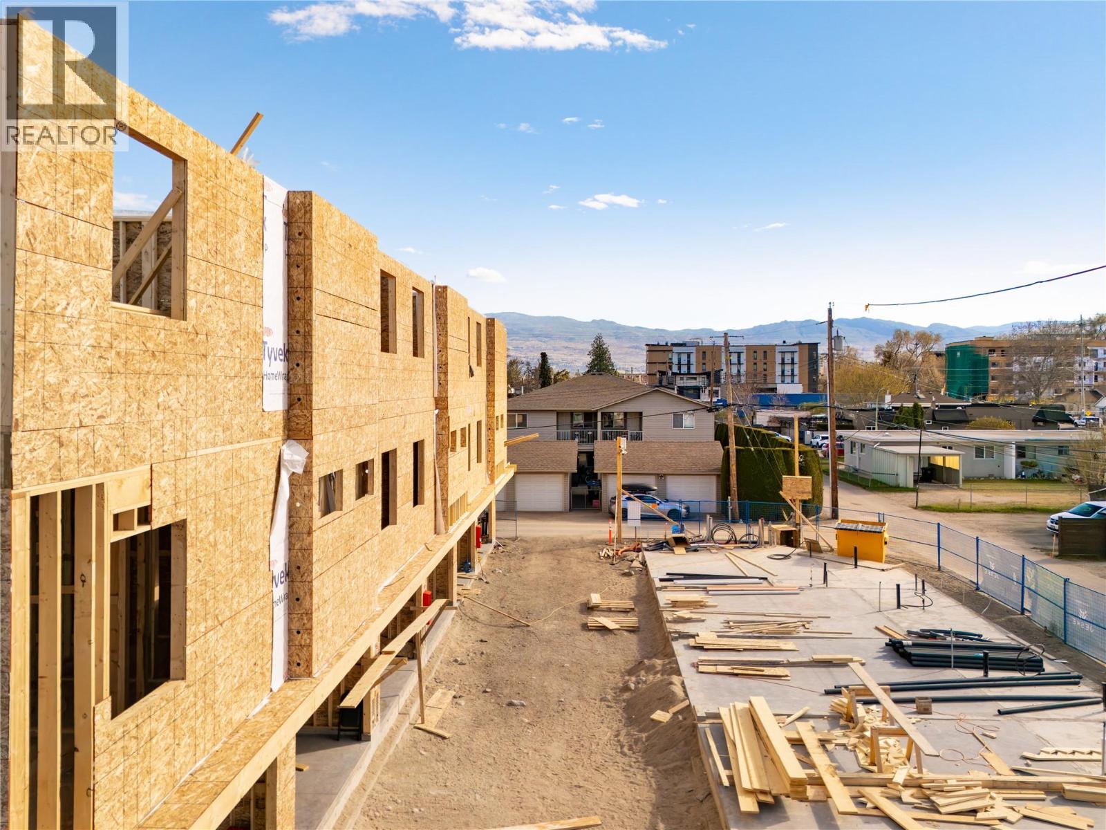 743 Morrison Avenue Unit# 4