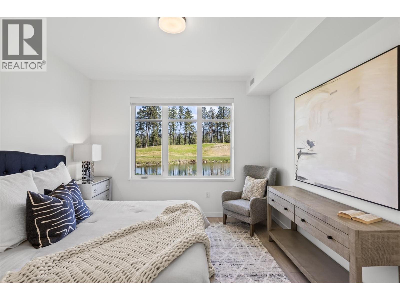 1979 Country Club Drive Unit# 12