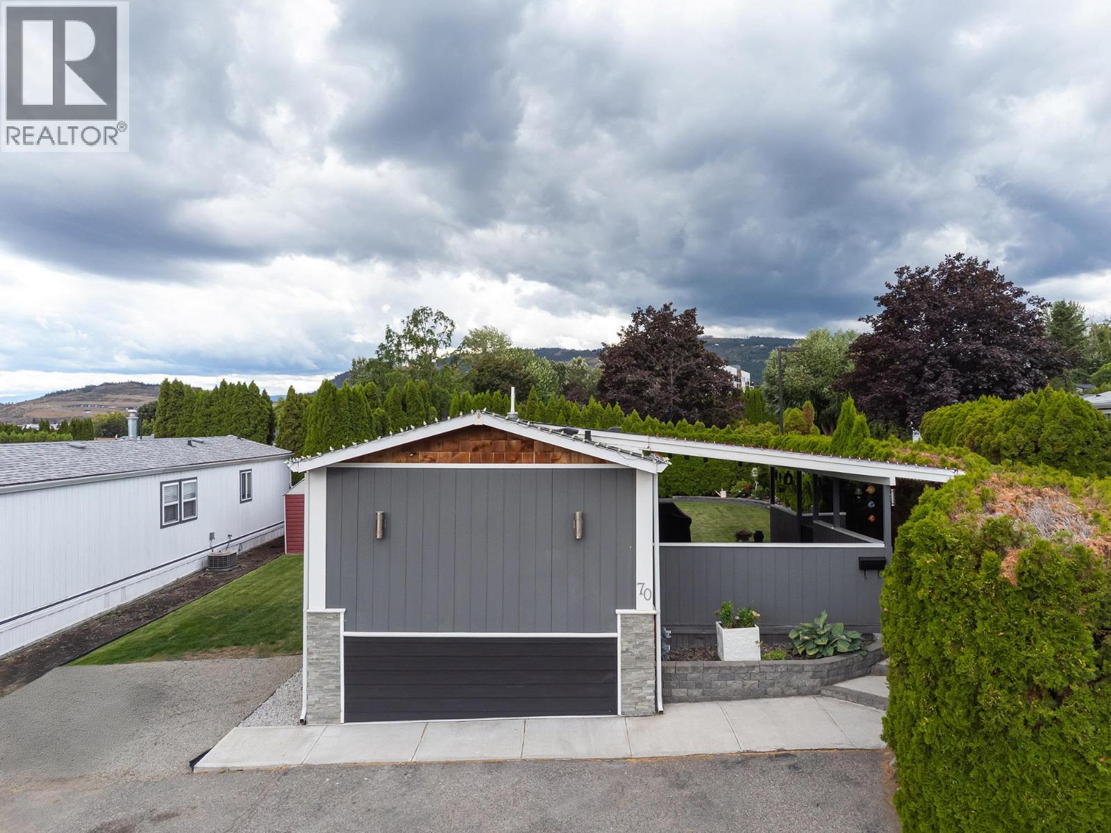 3381 Village Green Way Unit# 70