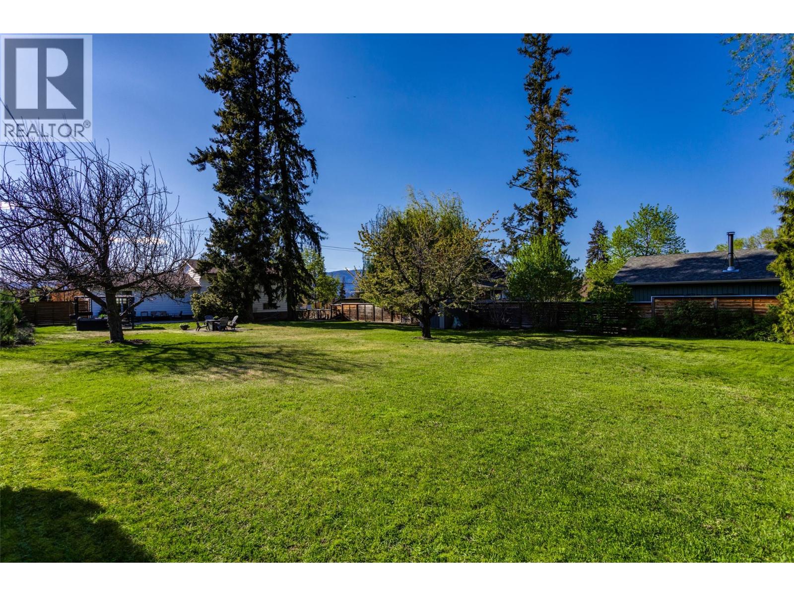 4445 Gordon Drive