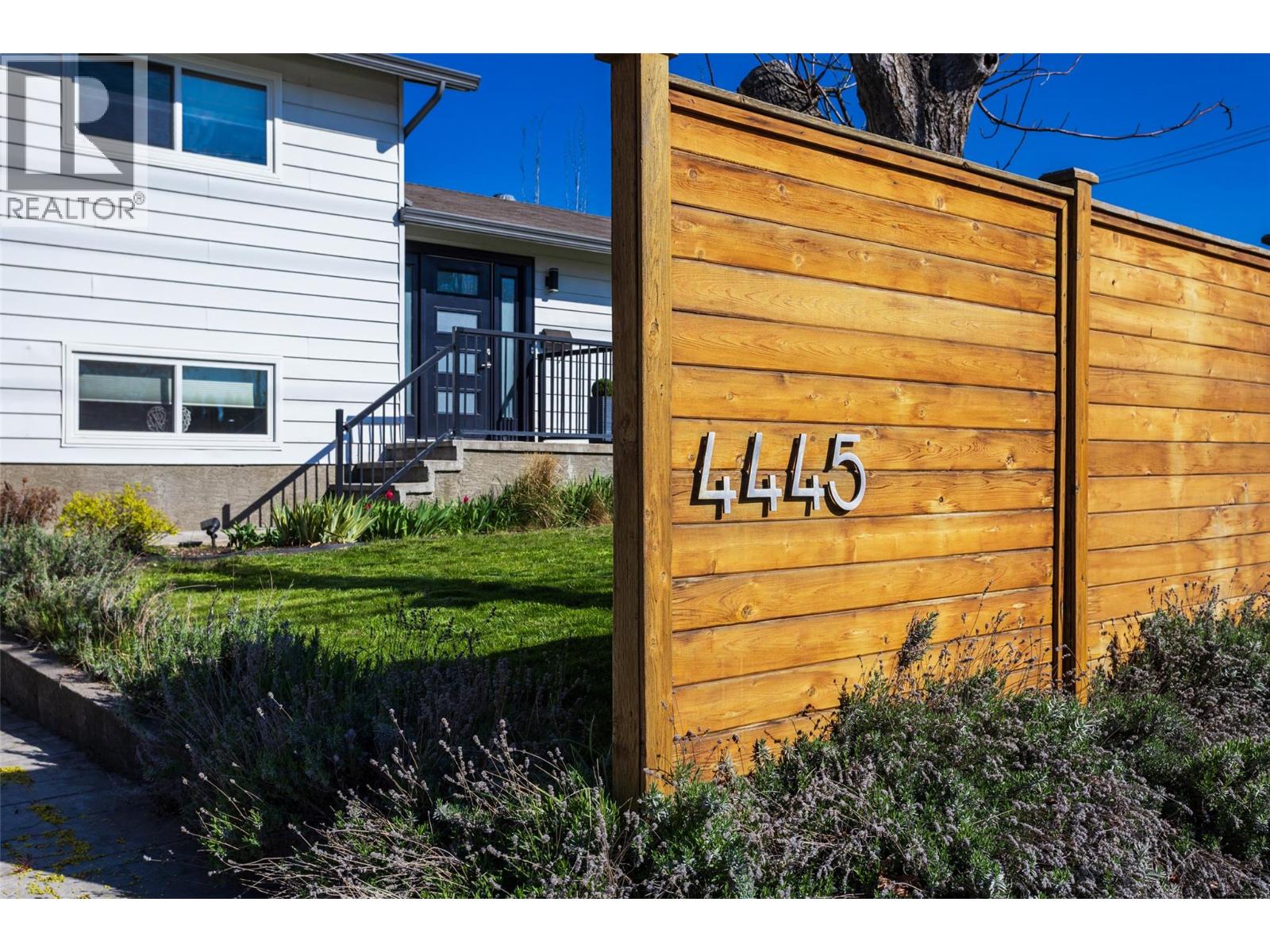 4445 Gordon Drive