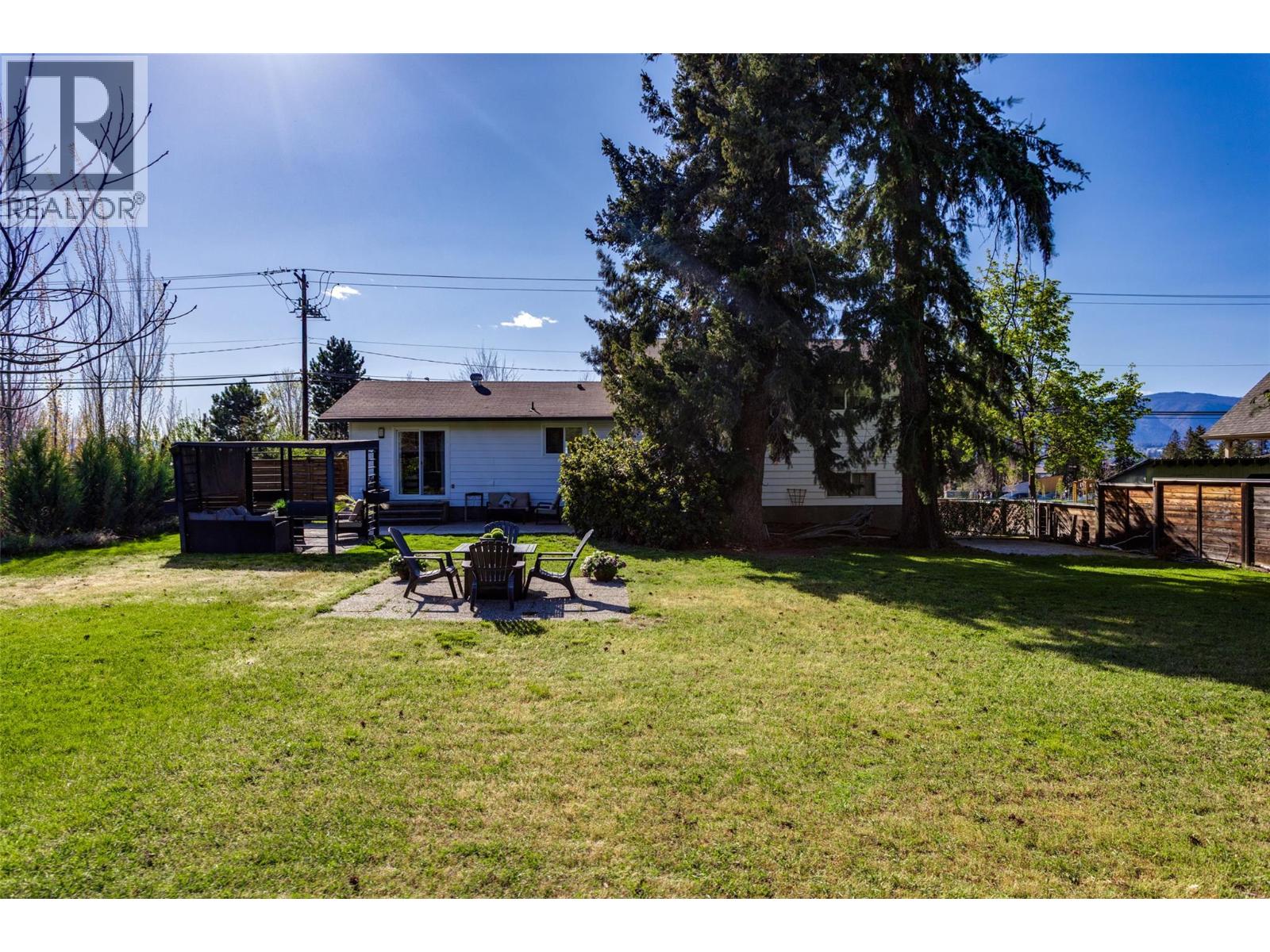 4445 Gordon Drive