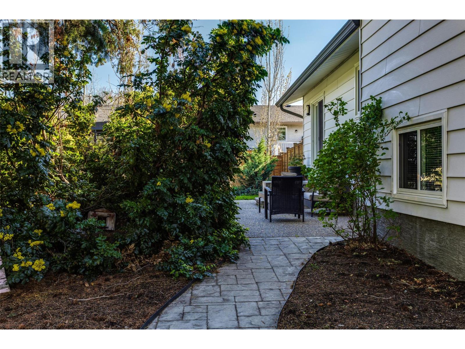 4445 Gordon Drive