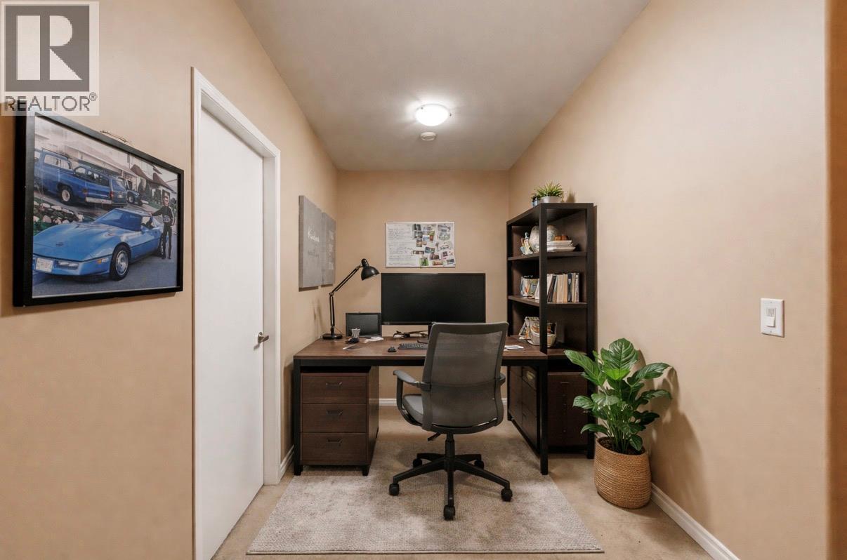 3512 Ridge Boulevard Unit# 6