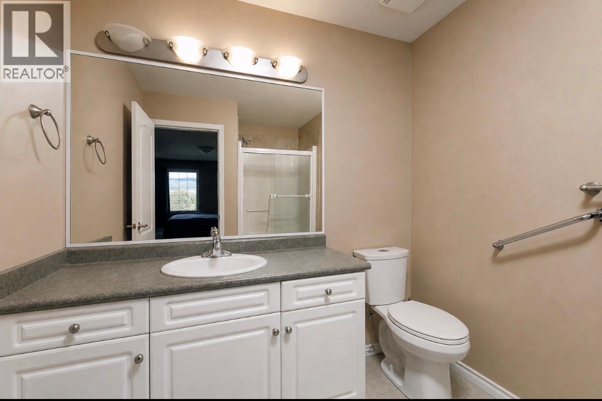 3512 Ridge Boulevard Unit# 6