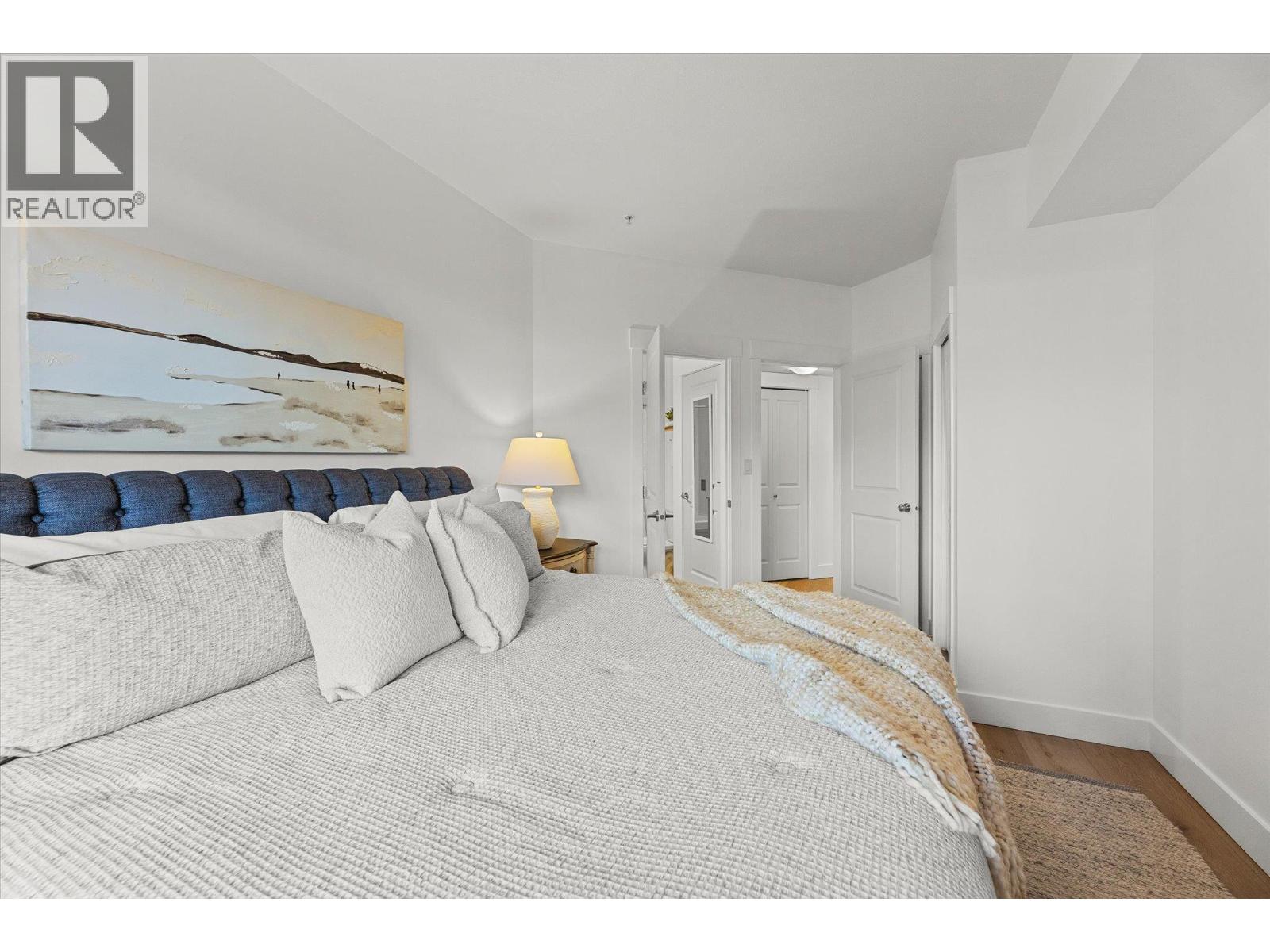 4205 Gellatly Road Unit# 305