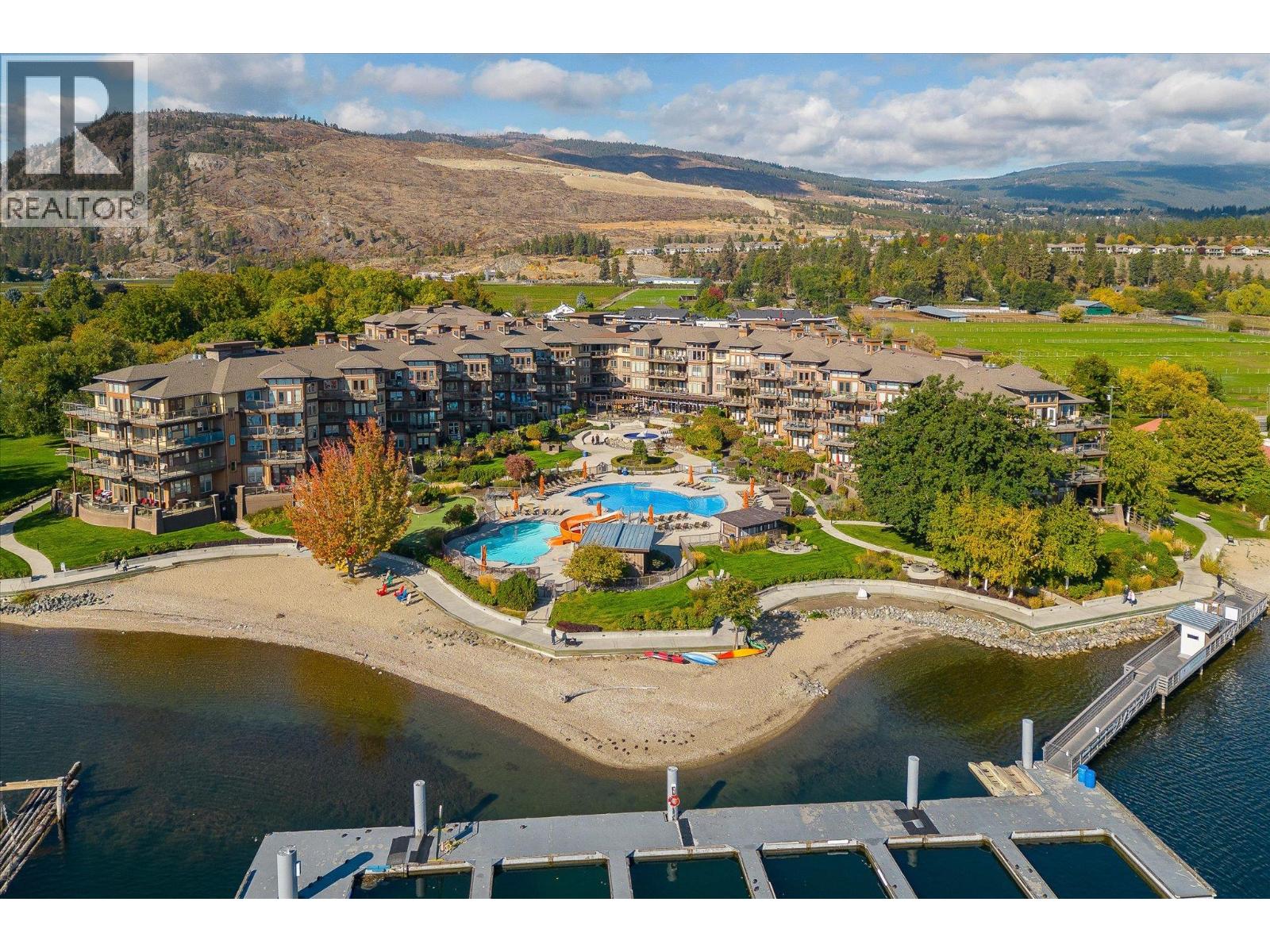 4205 Gellatly Road Unit# 305
