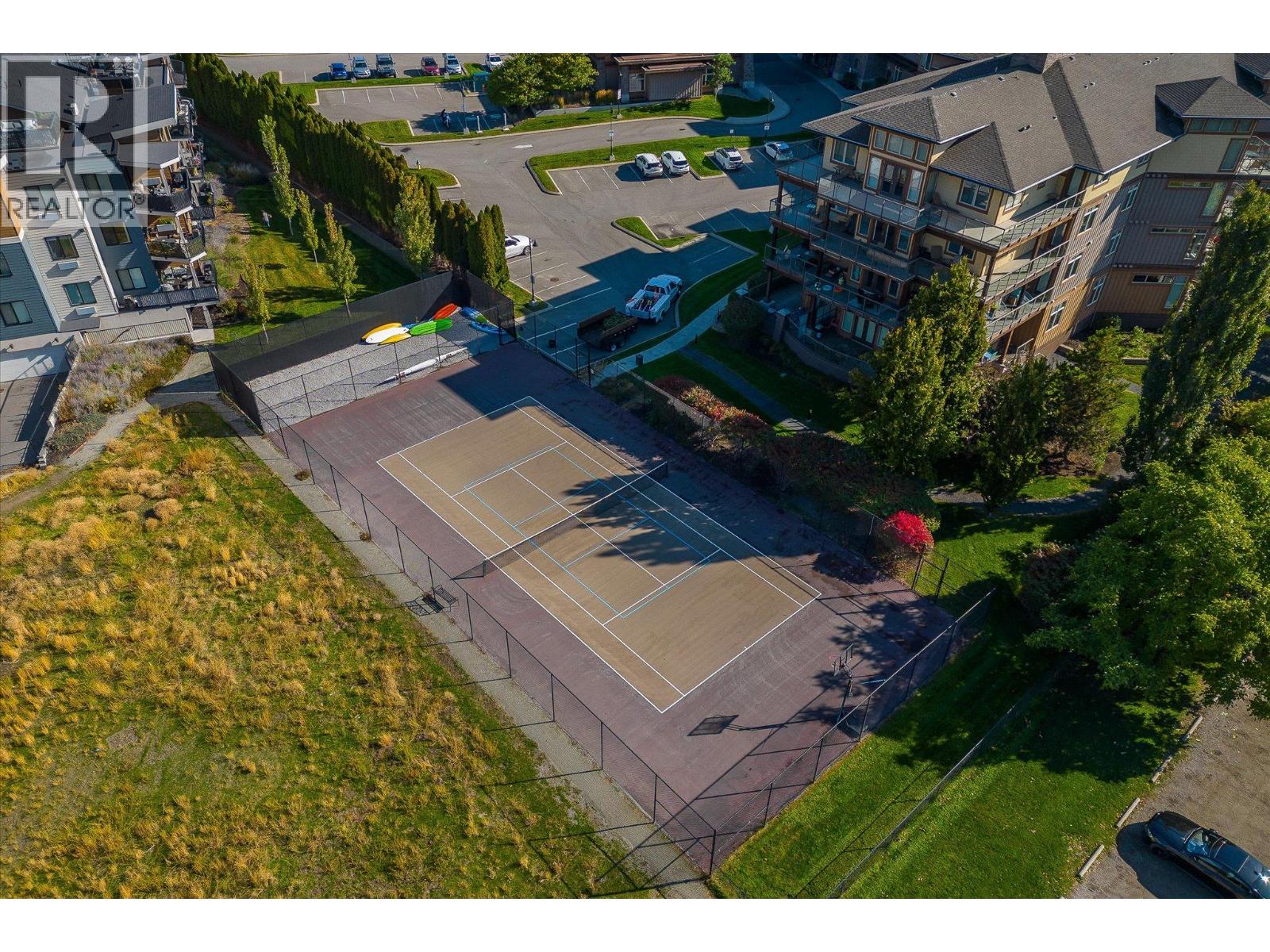 4205 Gellatly Road Unit# 305