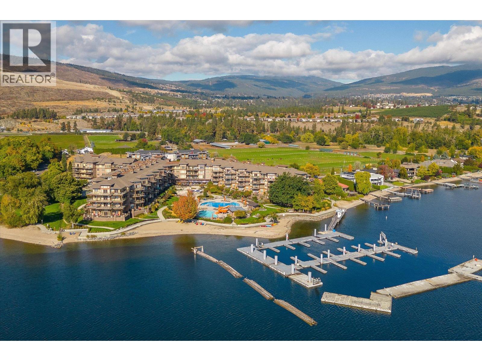 4205 Gellatly Road Unit# 305