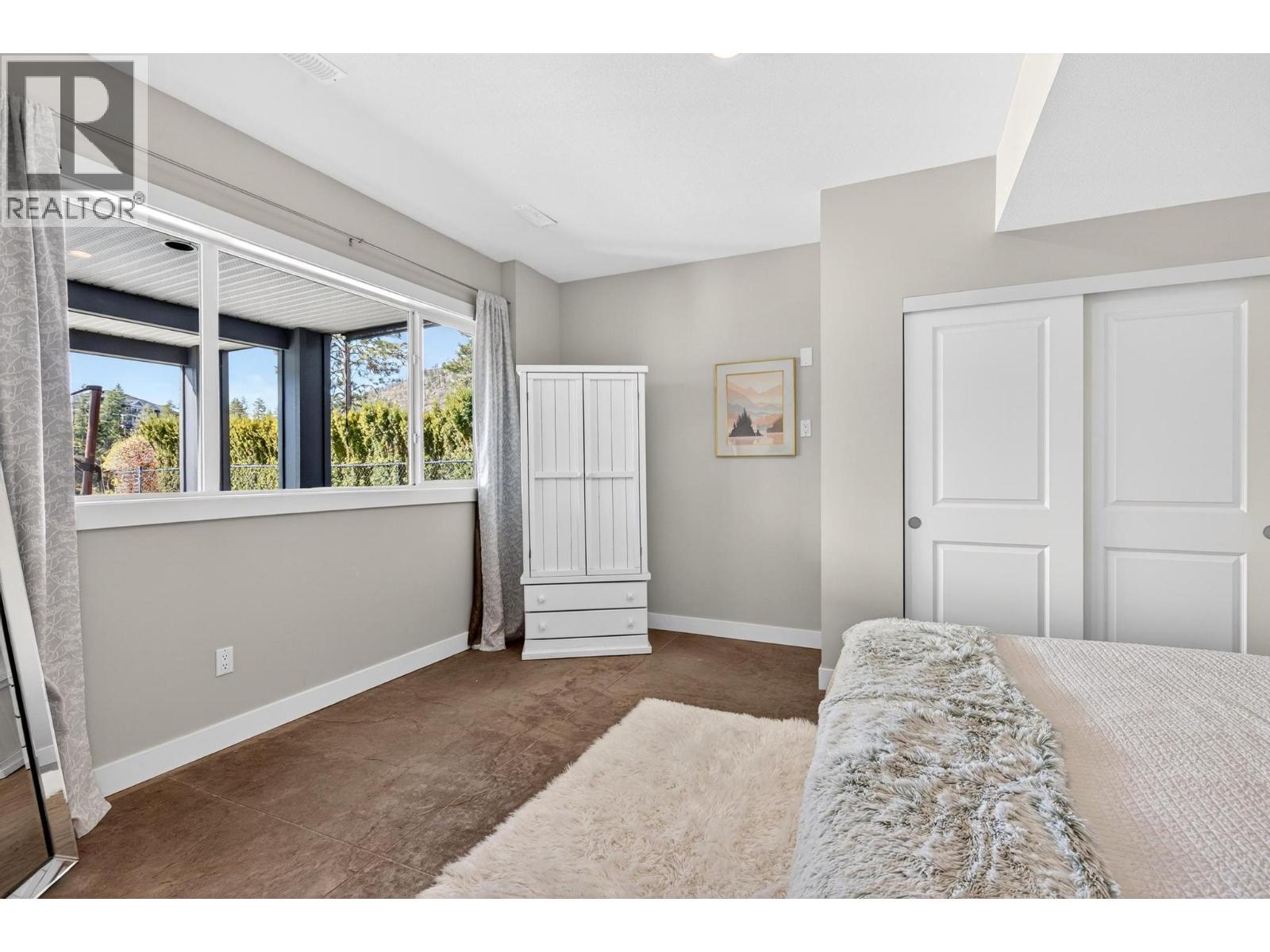 1894 Hidden Lake Place