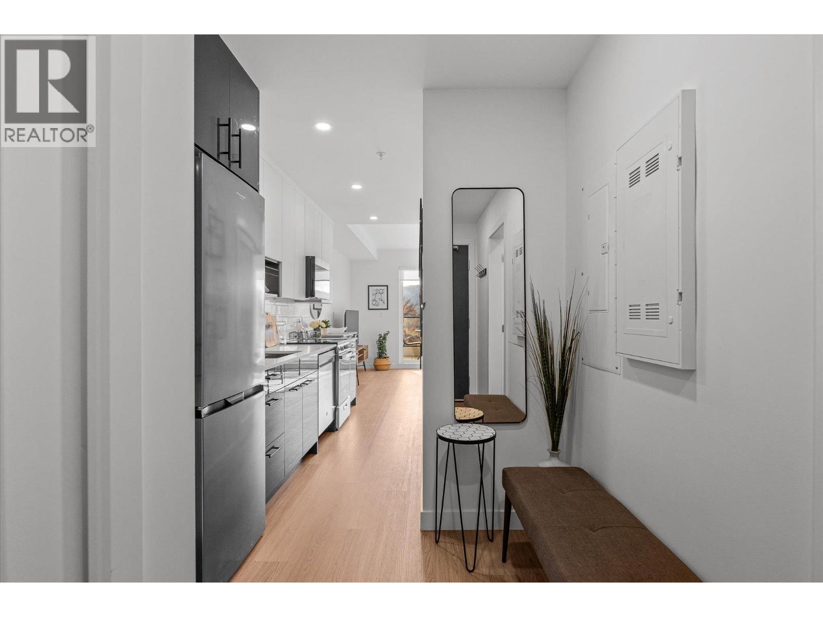1380 Pridham Avenue Unit# 208 Lot# SL 8