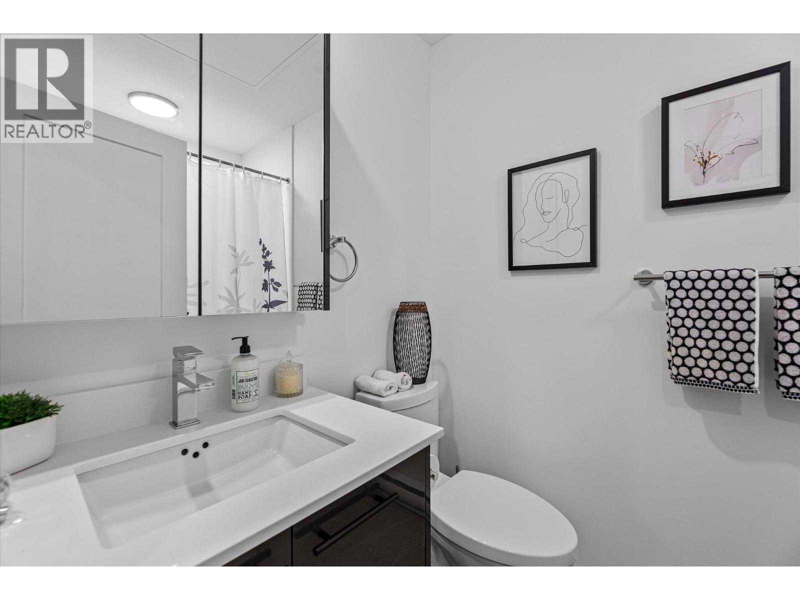1380 Pridham Avenue Unit# 208 Lot# SL 8