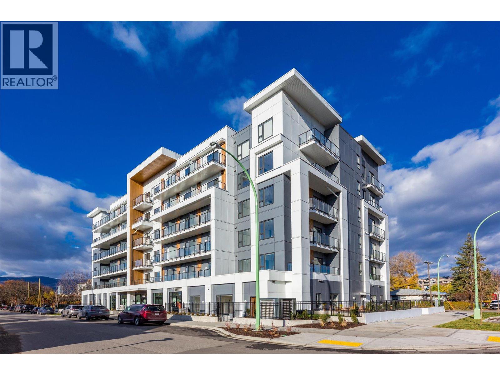 1380 Pridham Avenue Unit# 208 Lot# SL 8