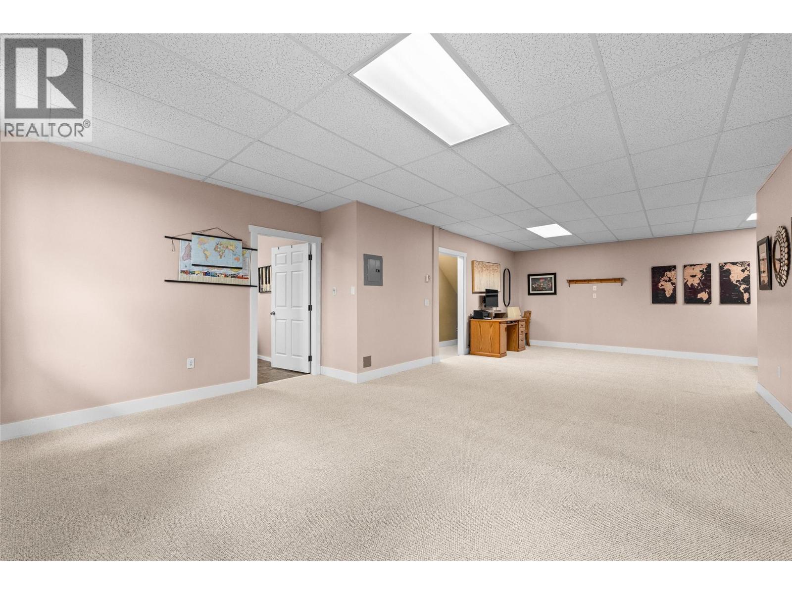 1685 Boone Court
