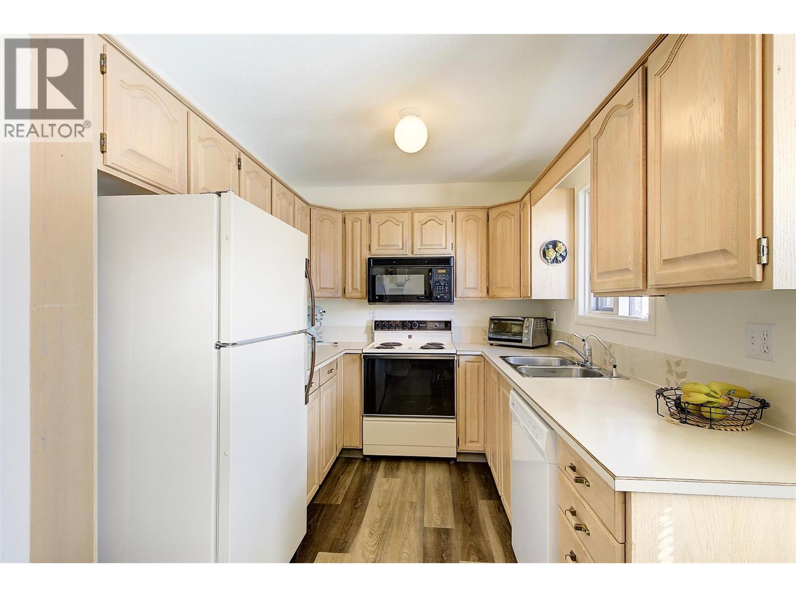 1855 Leckie Road Unit# 105