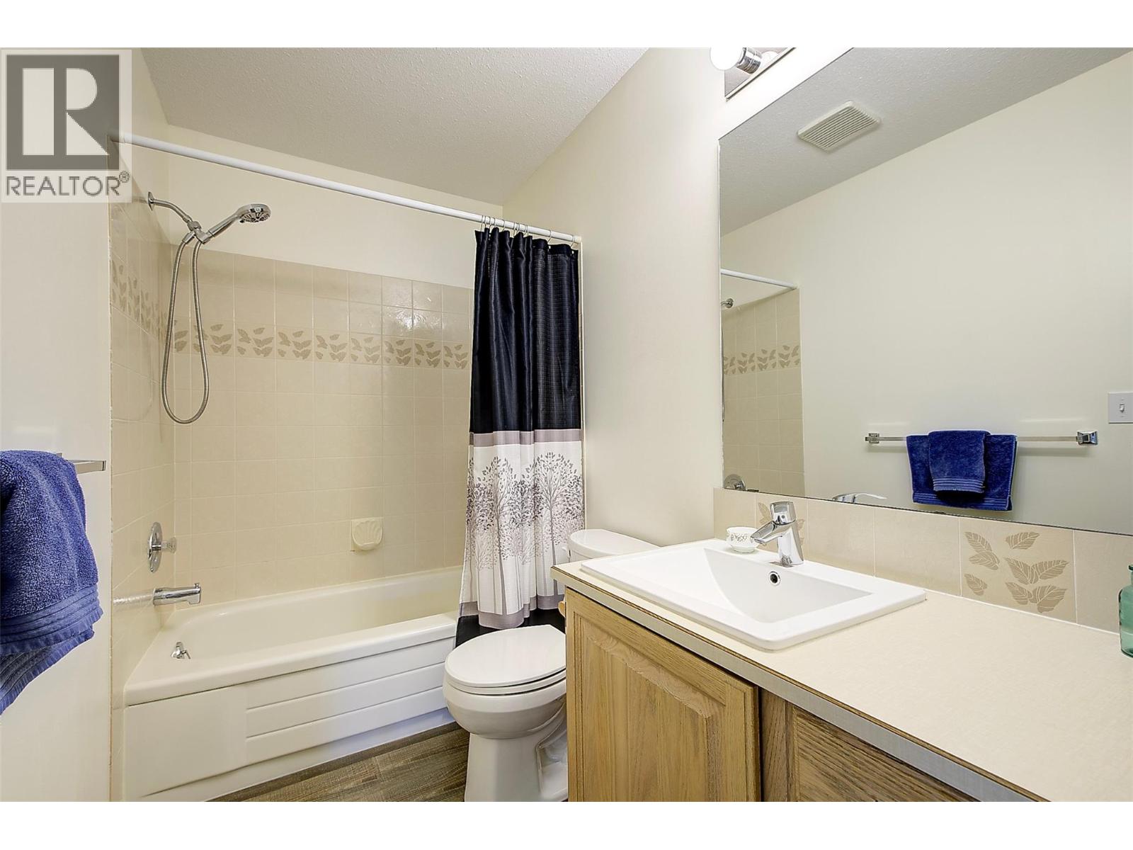 1855 Leckie Road Unit# 105