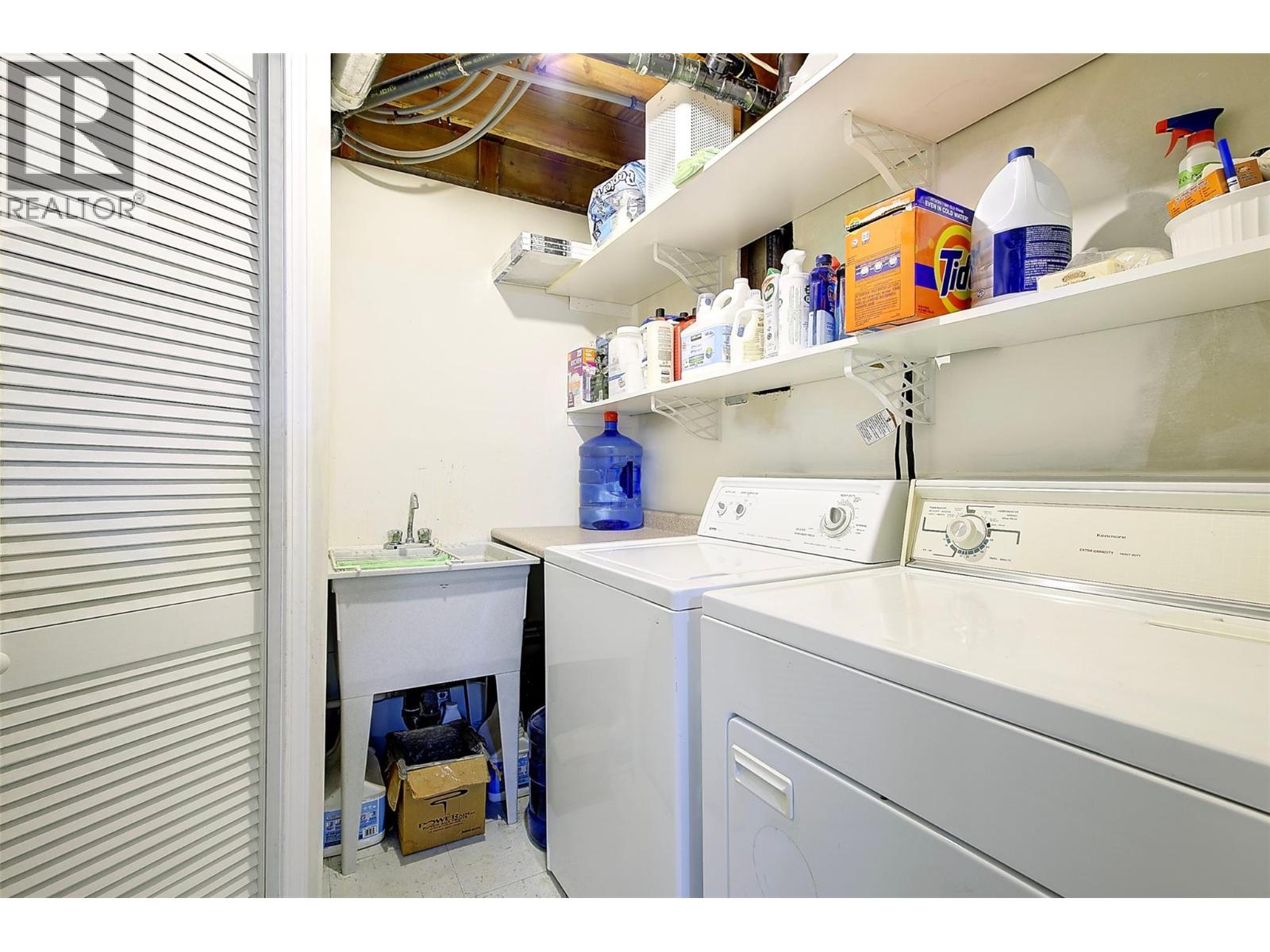 1855 Leckie Road Unit# 105