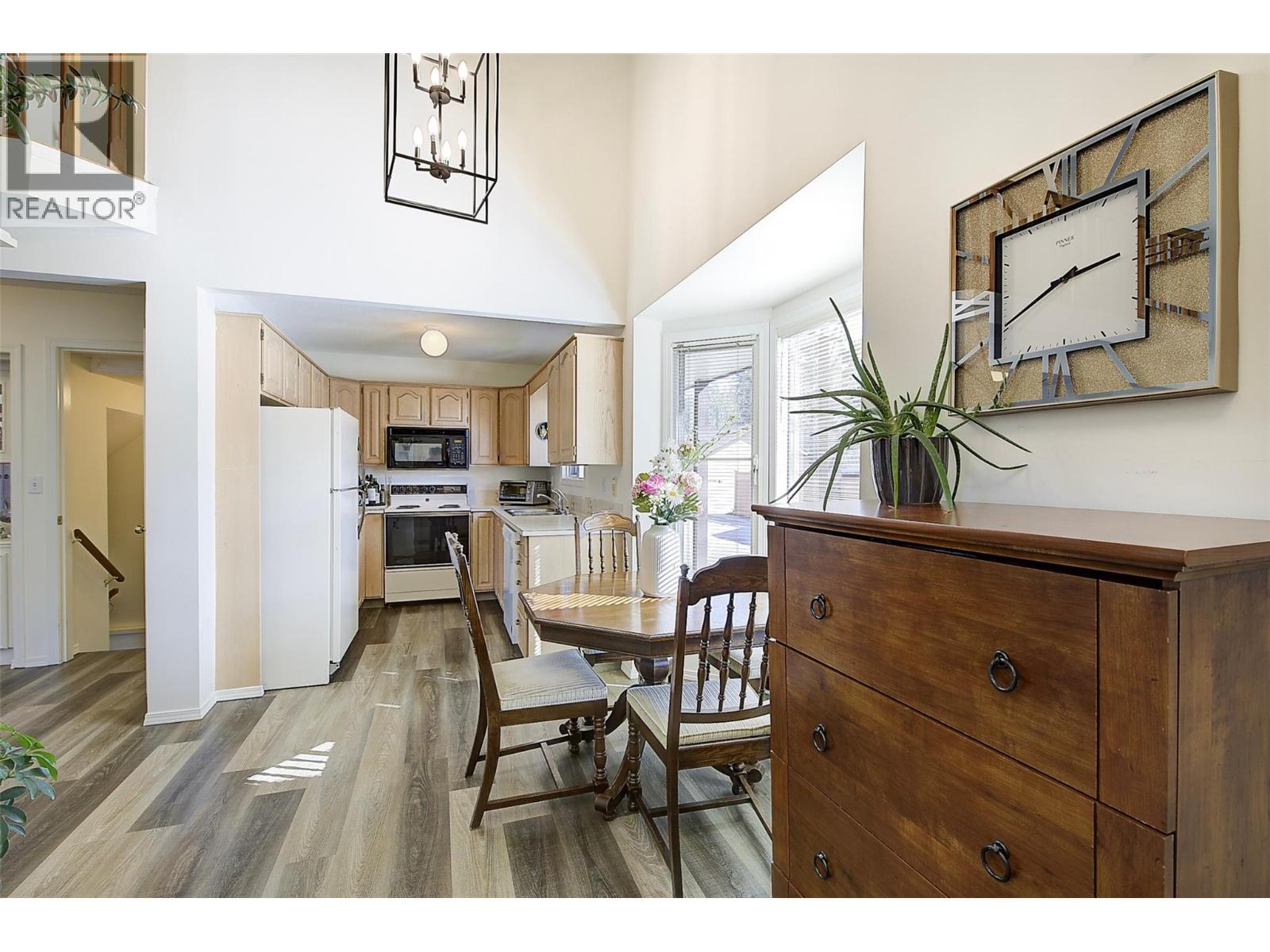 1855 Leckie Road Unit# 105