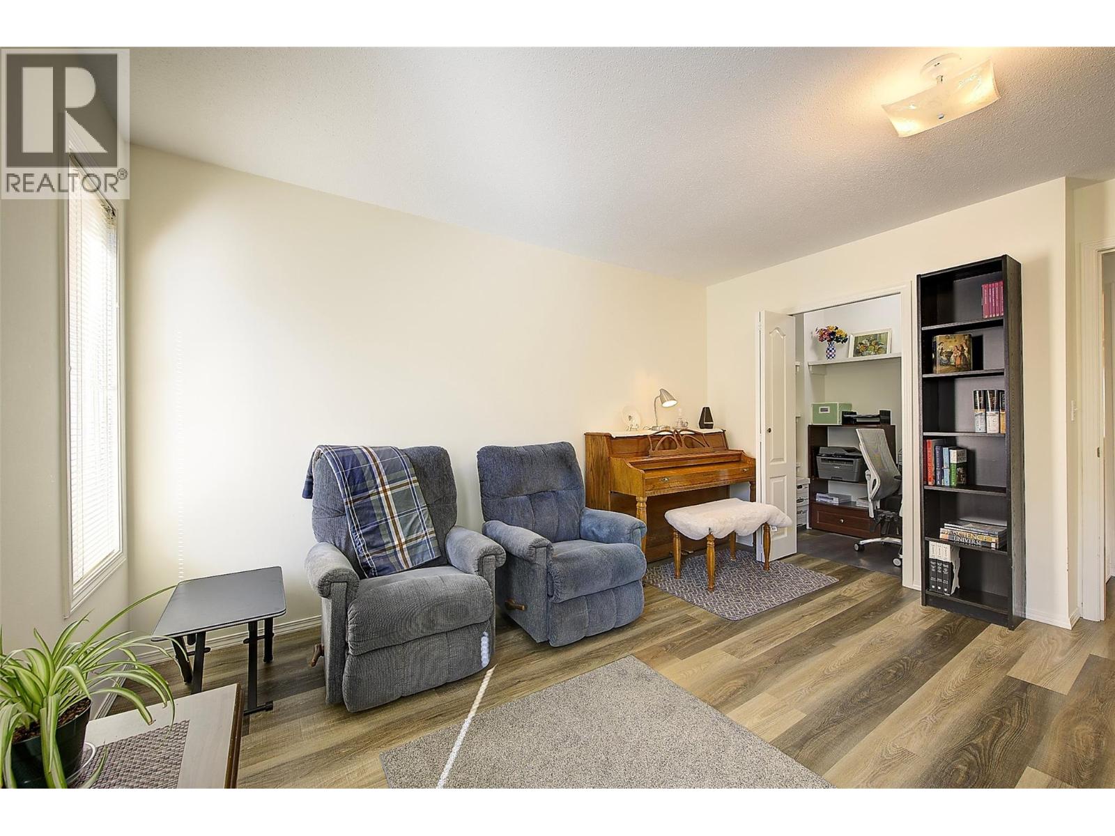 1855 Leckie Road Unit# 105