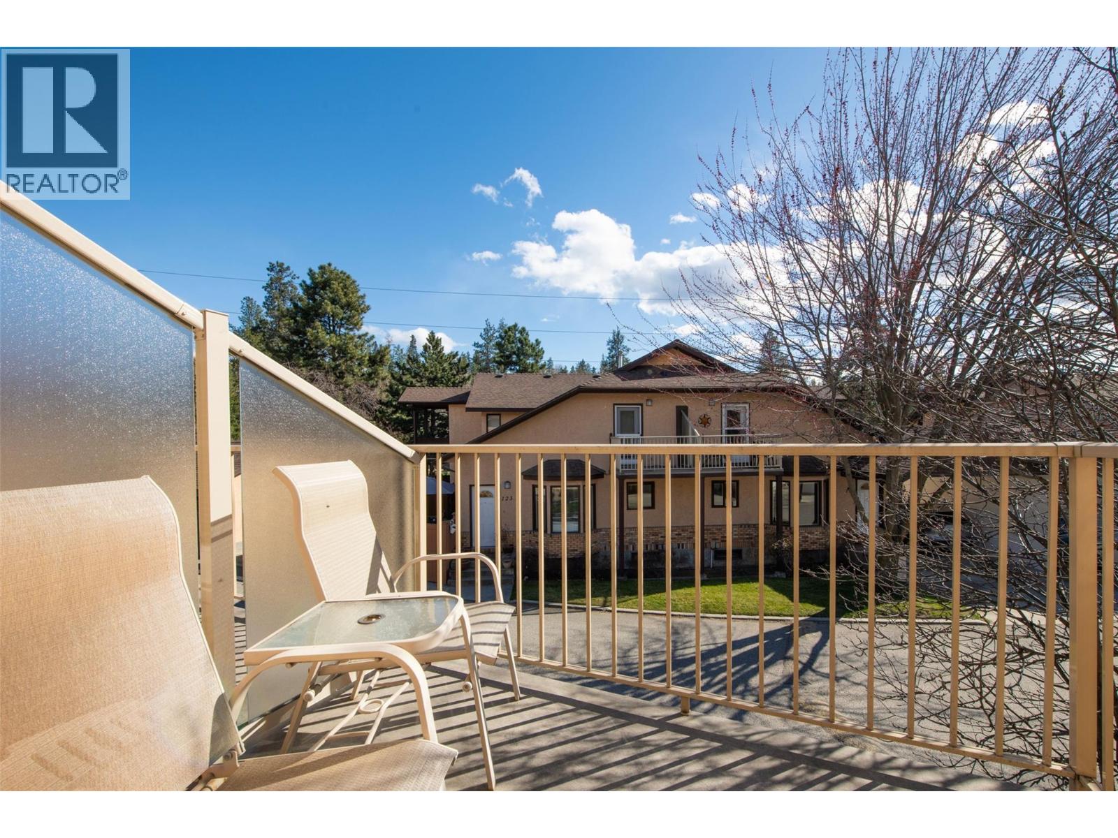 1855 Leckie Road Unit# 105