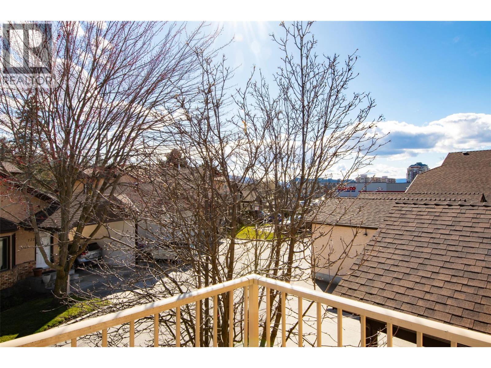 1855 Leckie Road Unit# 105