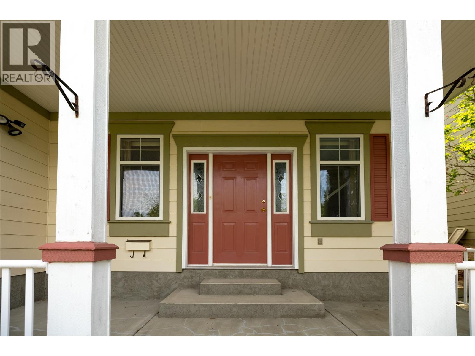 377 MCCARREN Avenue