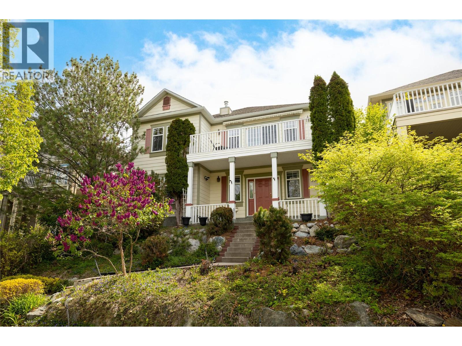 377 MCCARREN Avenue