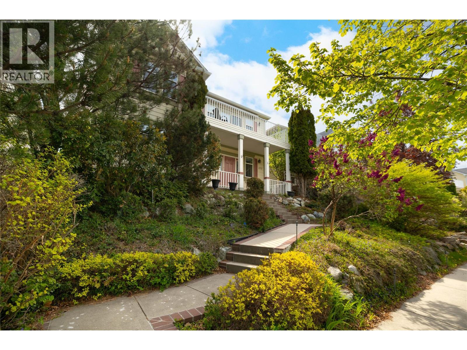 377 MCCARREN Avenue