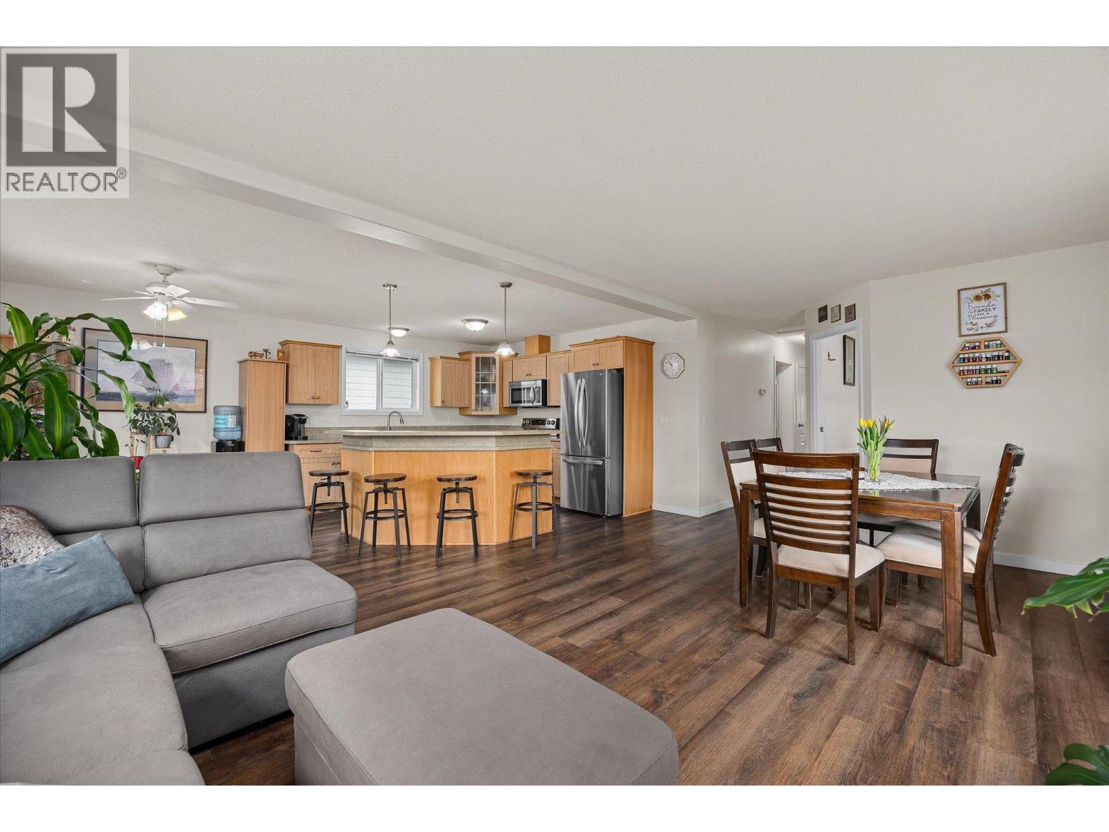2199 Mimosa Drive