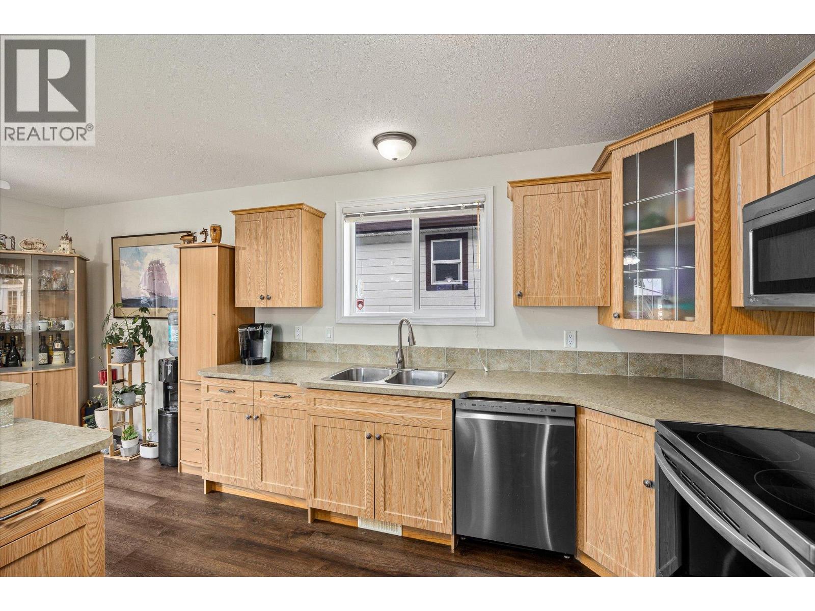 2199 Mimosa Drive
