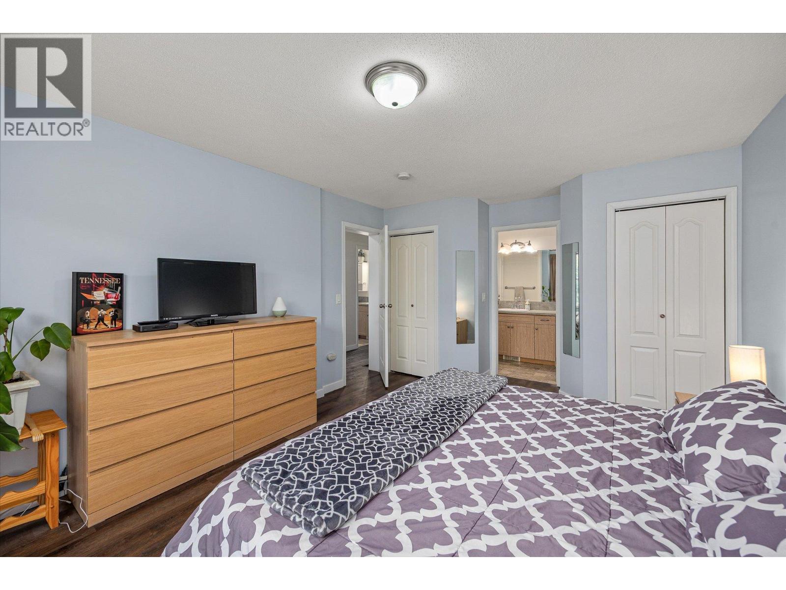 2199 Mimosa Drive