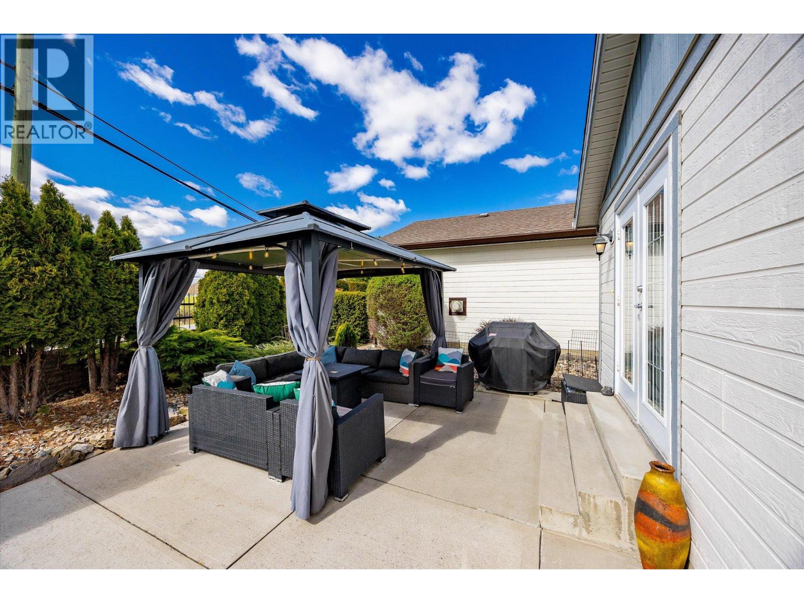 2199 Mimosa Drive