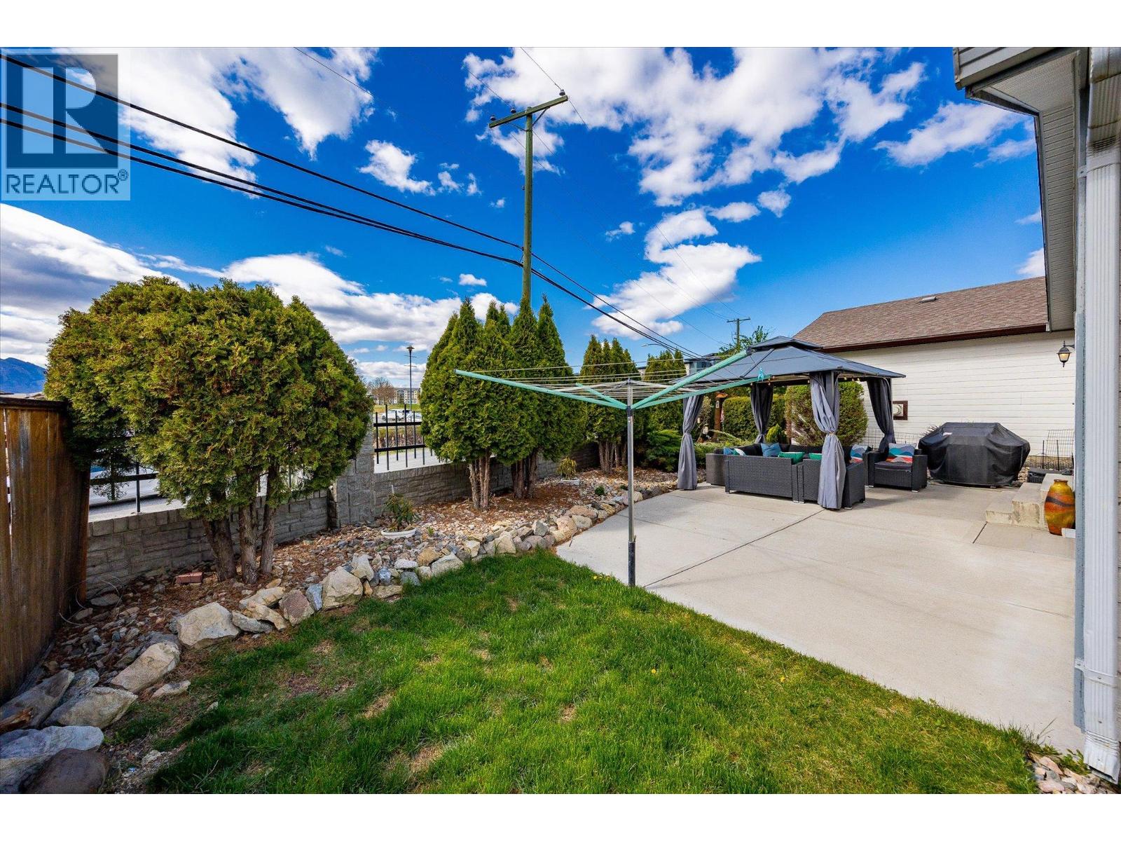 2199 Mimosa Drive