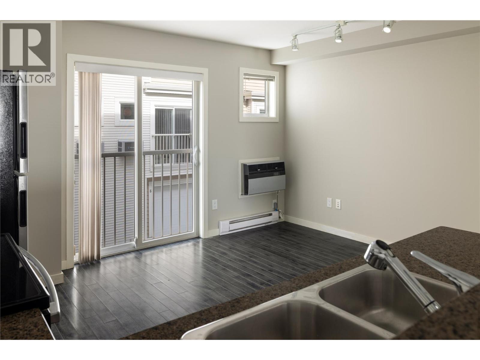 1831 Ambrosi Road Unit# 5
