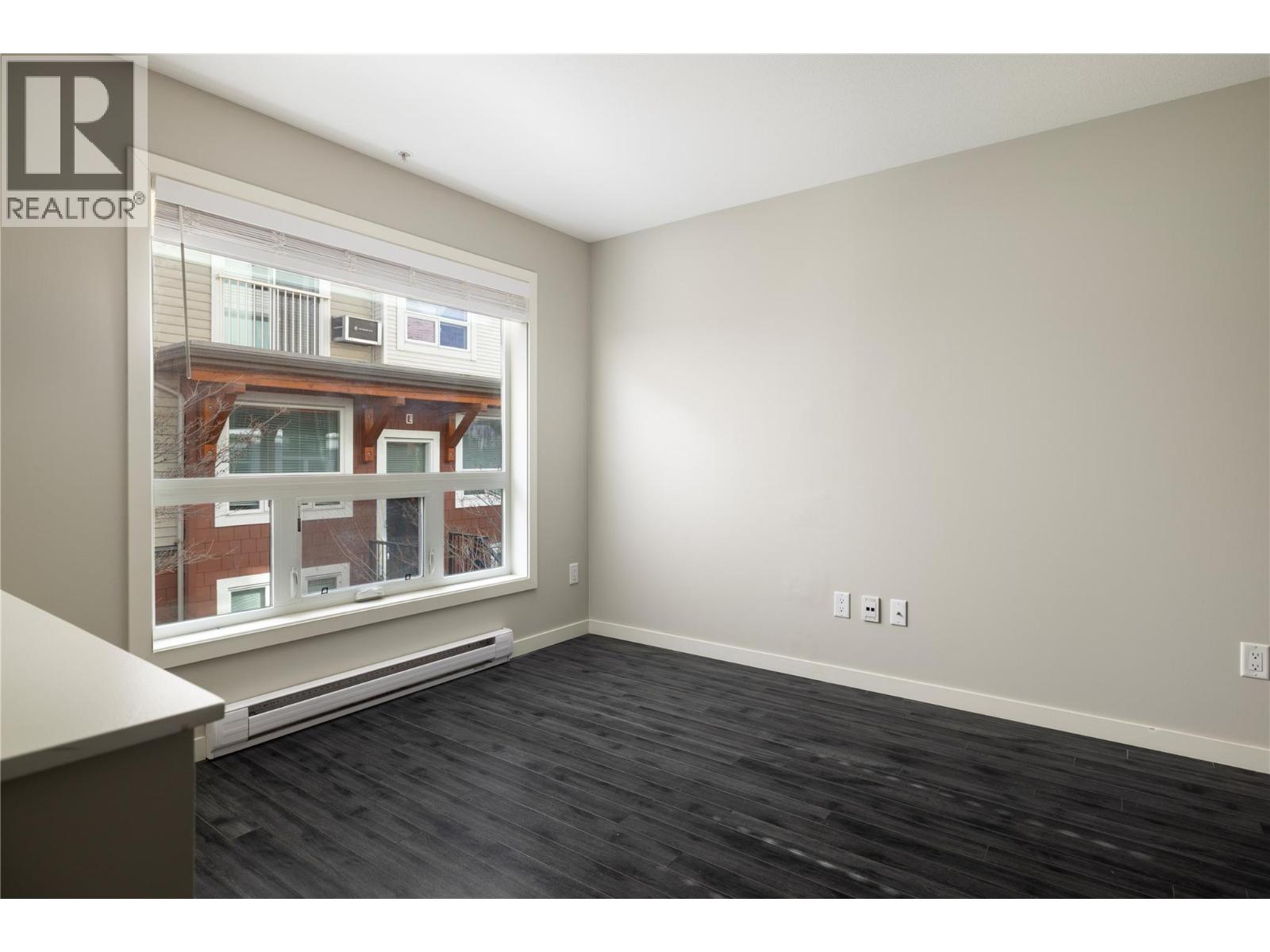 1831 Ambrosi Road Unit# 5