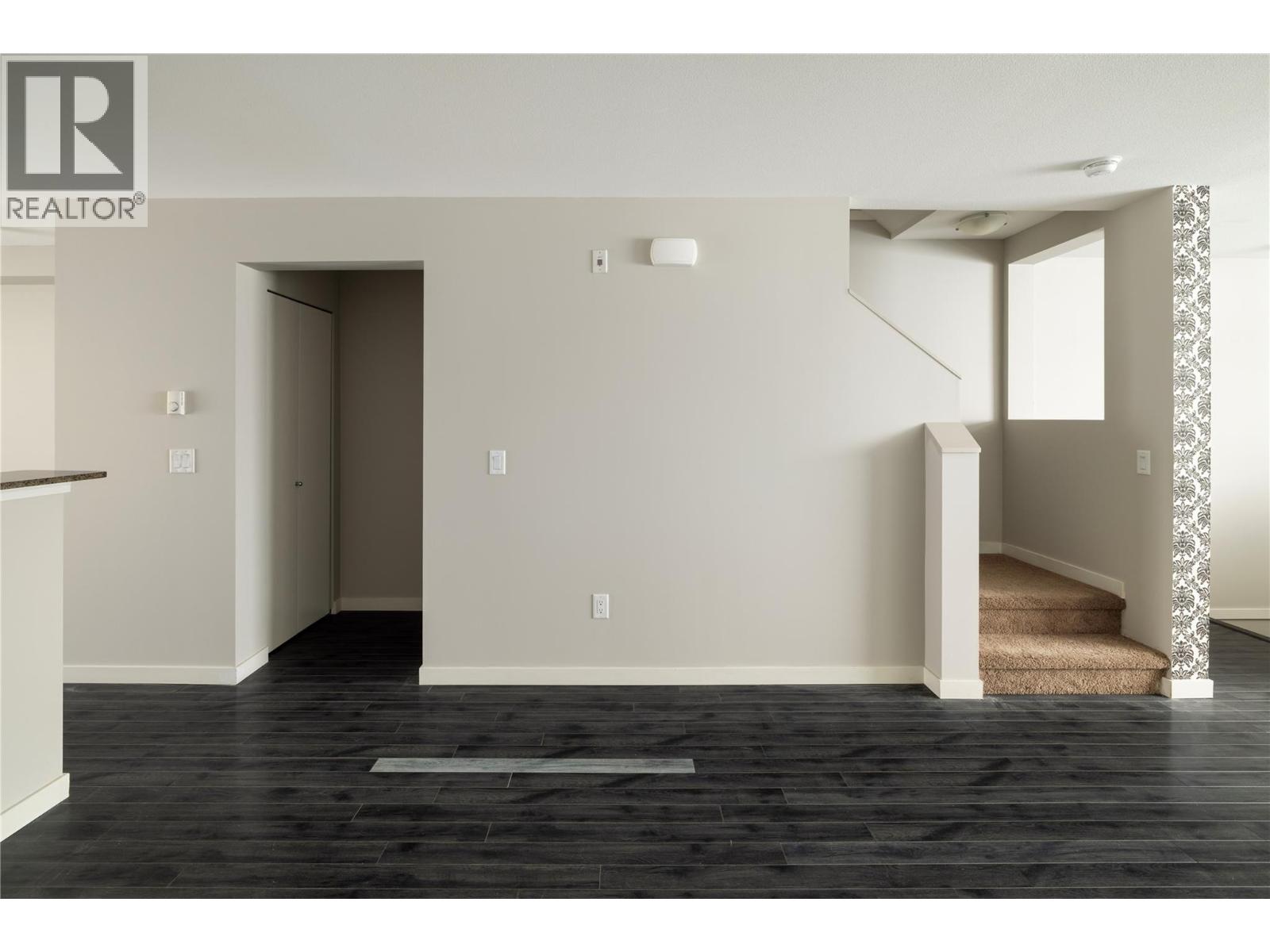 1831 Ambrosi Road Unit# 5