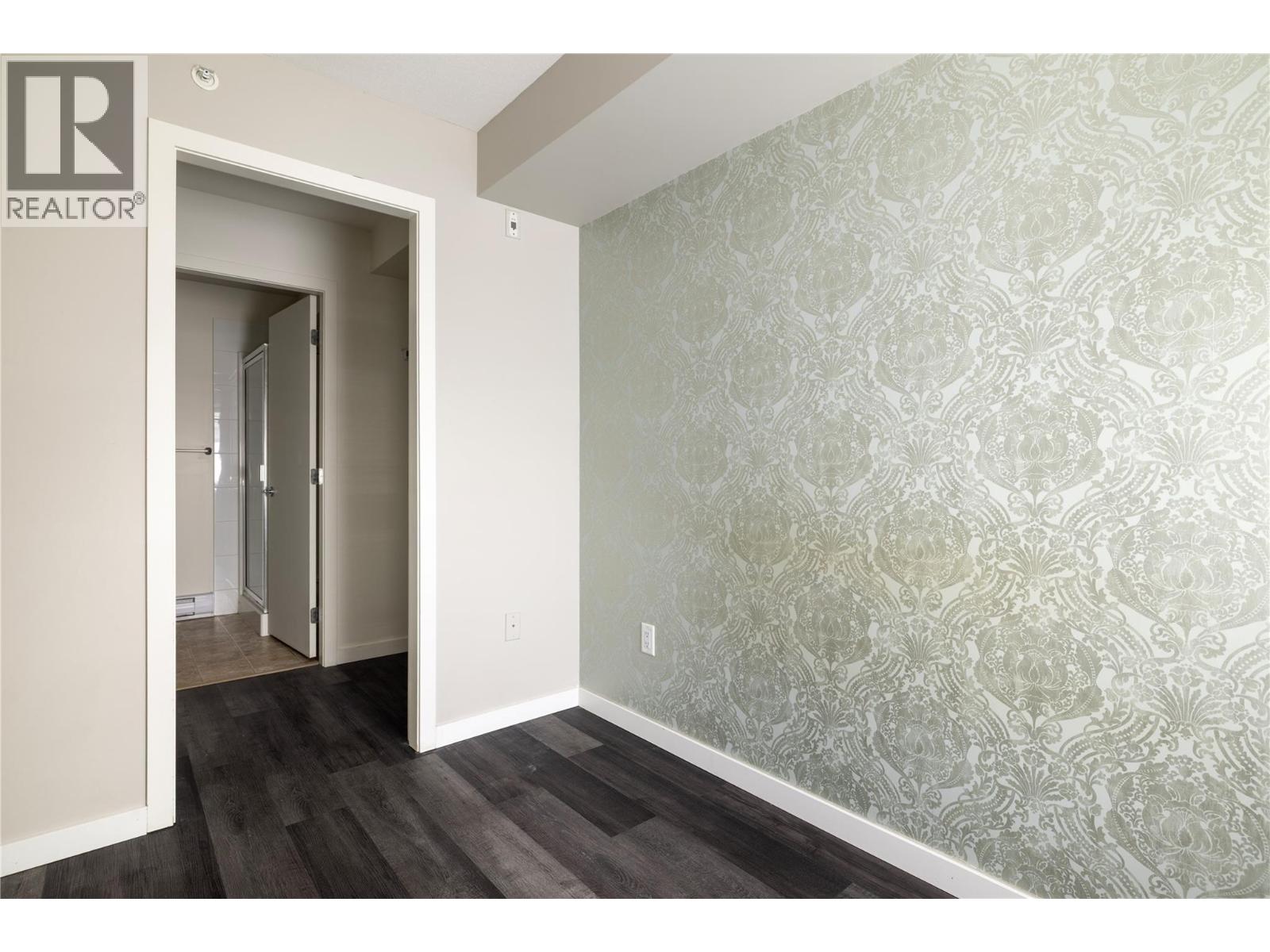 1831 Ambrosi Road Unit# 5
