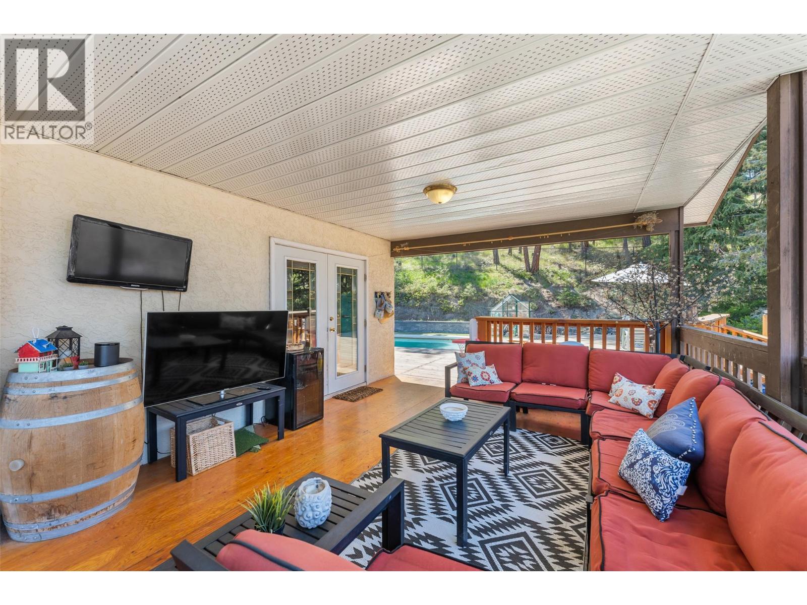 2114 VERDE VISTA Road