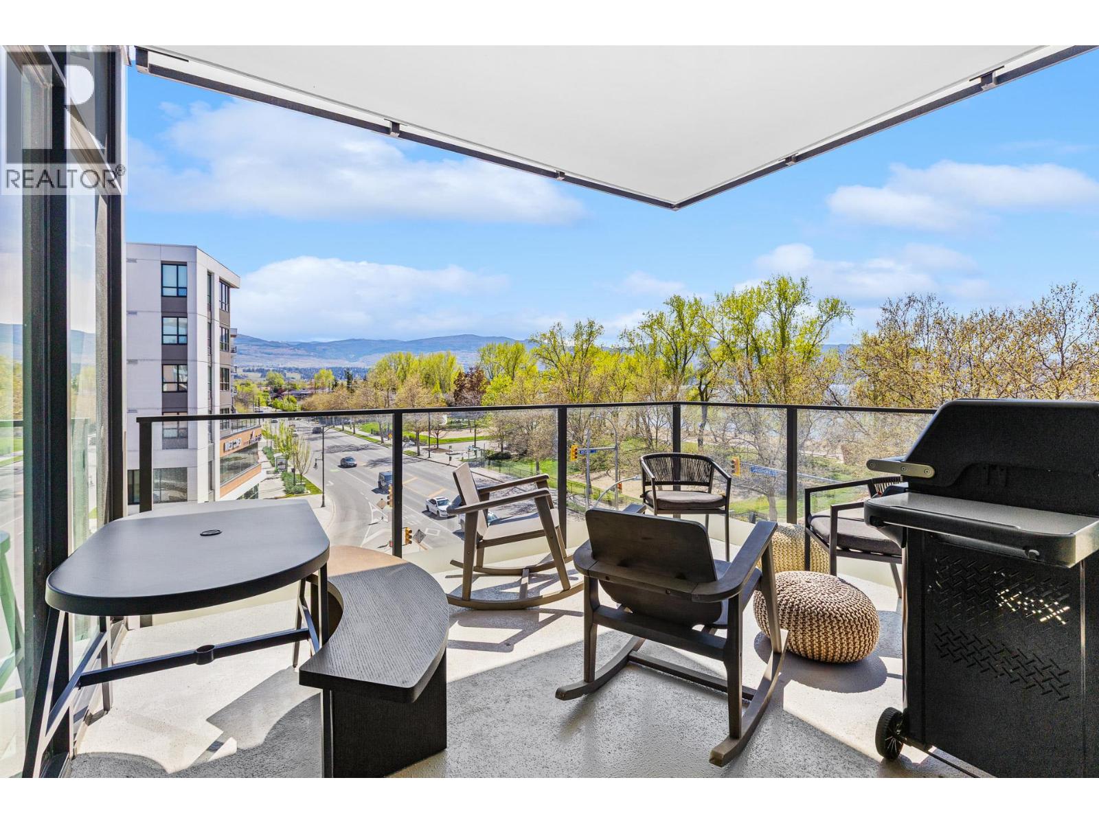 3409 Lakeshore Road Unit# 407